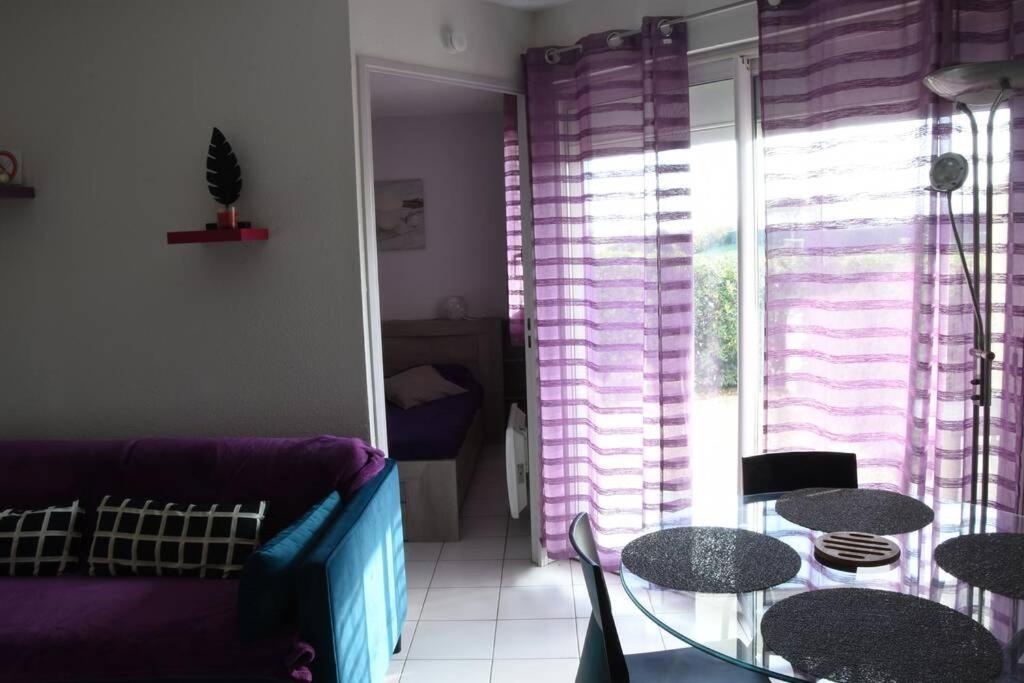 Les Goelettes - Appartement En Rdc Avec Acces Direct A La Plage 圣西普里安 外观 照片